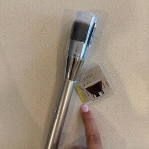 IT Cosmetics Airbrush Buffing Foundation Brush #110